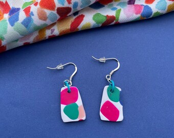 Boucles d'oreilles originales et colorées en argile polymère avec crochets d’oreilles en argent 925, fait main, modèle unique