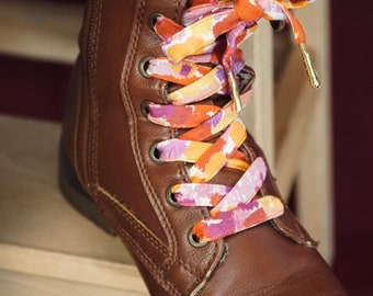Lacets colorés pour chaussures audacieuses