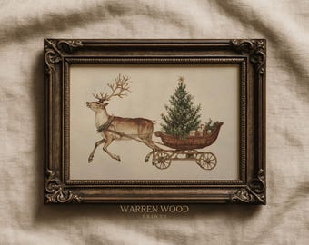 Puede incluir: Una impresión enmarcada que presenta un reno tirando de un trineo con un árbol de Navidad y regalos. La obra de arte tiene una estética vintage, con un marco marrón y el texto "WARREN WOOD PRINTS" en la parte inferior.
