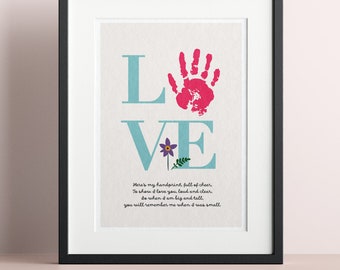 Love handprint poem art craft activity flowers for Valentines, mother mum dad grandmother family DIY kids children toddler baby printable