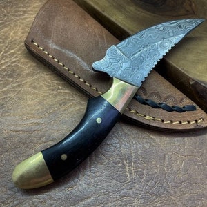 Beautiful Handmade Damascus Steel mini Skinner 15cm Hunting Camping Collectable NOS-606 image 3