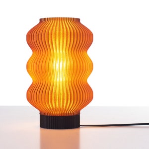 Tafellamp CURVES MEDIUM amberkleurige lamp bureaulamp voor woonkamer bedlampje voor slaapkamer sfeerlicht verlichting voor moderne woninginrichting afbeelding 2