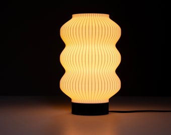 Tafellamp CURVES MEDIUM - witte lamp - bureaulamp voor woonkamer - bedlampje voor slaapkamer - unieke lamp - verlichting voor moderne woninginrichting