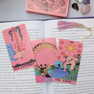 Roze holografische tarotmysterie-bladwijzerset - 3 mysterieuze tarotkaarten - tarotbladwijzer - gratis tarotstickers