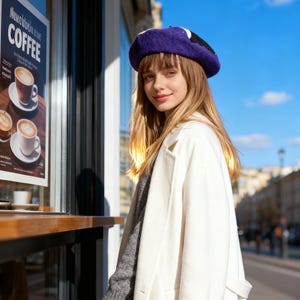 Berretto in feltro di lana fatto a mano con design galassia spaziale blu / Capo di tendenza all'avanguardia / Accessorio di moda unico / Cappello cosmico personalizzato immagine 10