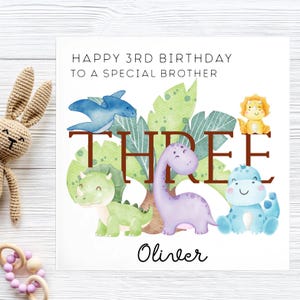 3e carte d'anniversaire dinosaure frère, carte frère dinosaure personnalisée, troisième carte d'anniversaire frère, frère fête ses trois ans Jurassique