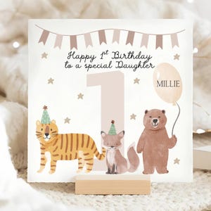 Carte d'anniversaire fille 1er tigre, renard et ours, carte d'anniversaire fille bébé premier anniversaire, carte personnalisée fille est 1, fille bébé est un