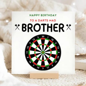 Carte d'anniversaire fou de fléchettes frère, carte d'anniversaire petit frère, carte grand frère, carte de joueur de fléchettes, carte d'amant de fléchettes frère et sœur, cadeau pour frère