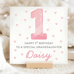 1ère carte d'anniversaire coeurs roses de petite-fille, carte d'anniversaire personnalisée de petite-fille, petite-fille aura un an, petite-fille d'abord