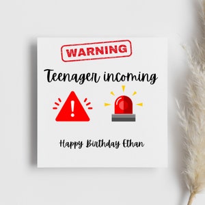Avertissement : adolescent entrant, carte du 13e anniversaire, carte d'anniversaire personnalisée, pour lui, pour elle, treize ans, carte idiote drôle, plaisanterie, alarme