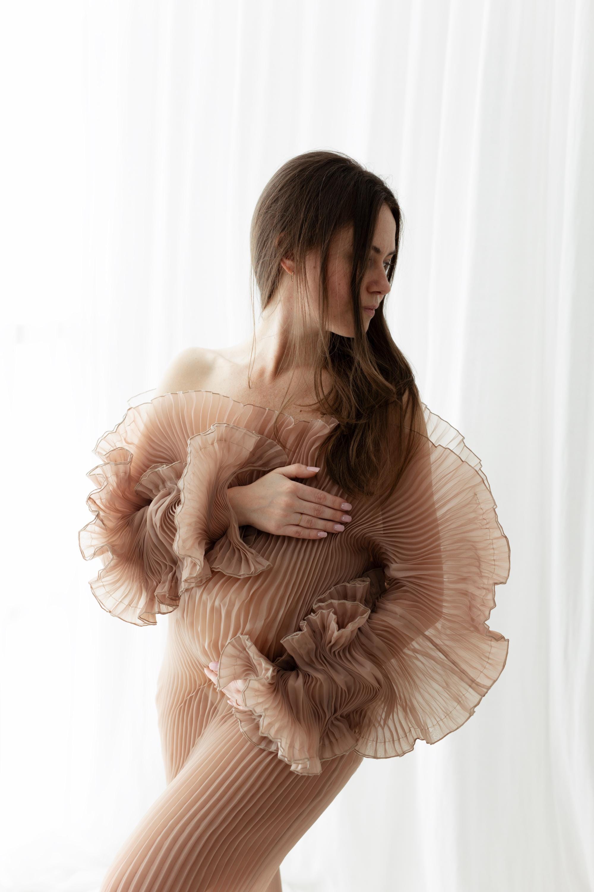 open lace back dress Pure White Maternity Gown for Photo Shoot and Baby Showers main image 1