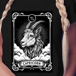 Steenbok sterrenbeeld cadeau illustratie met stralende lijnen en decoratieve elementen - sublimatieontwerp direct downloaden