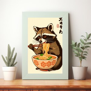 Mapache en un tazón de ramen disfrutando de fideos: linda impresión artística digital de un mapache juguetón con un tazón de ramen y palillos, como decoración de cocina.