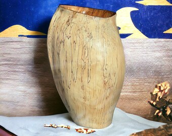 Sculpture vase birch 513