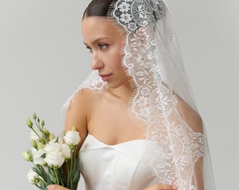 Mantilla Lace Cathedral Veil: Ivory Spanish Wedding Veil