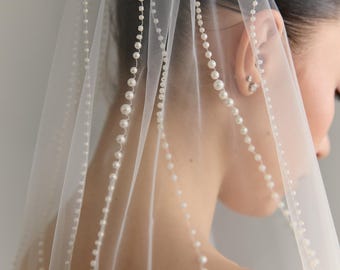 Pearl Waterfall Veil – Cascading Strands, Single Layer Bridal Tulle