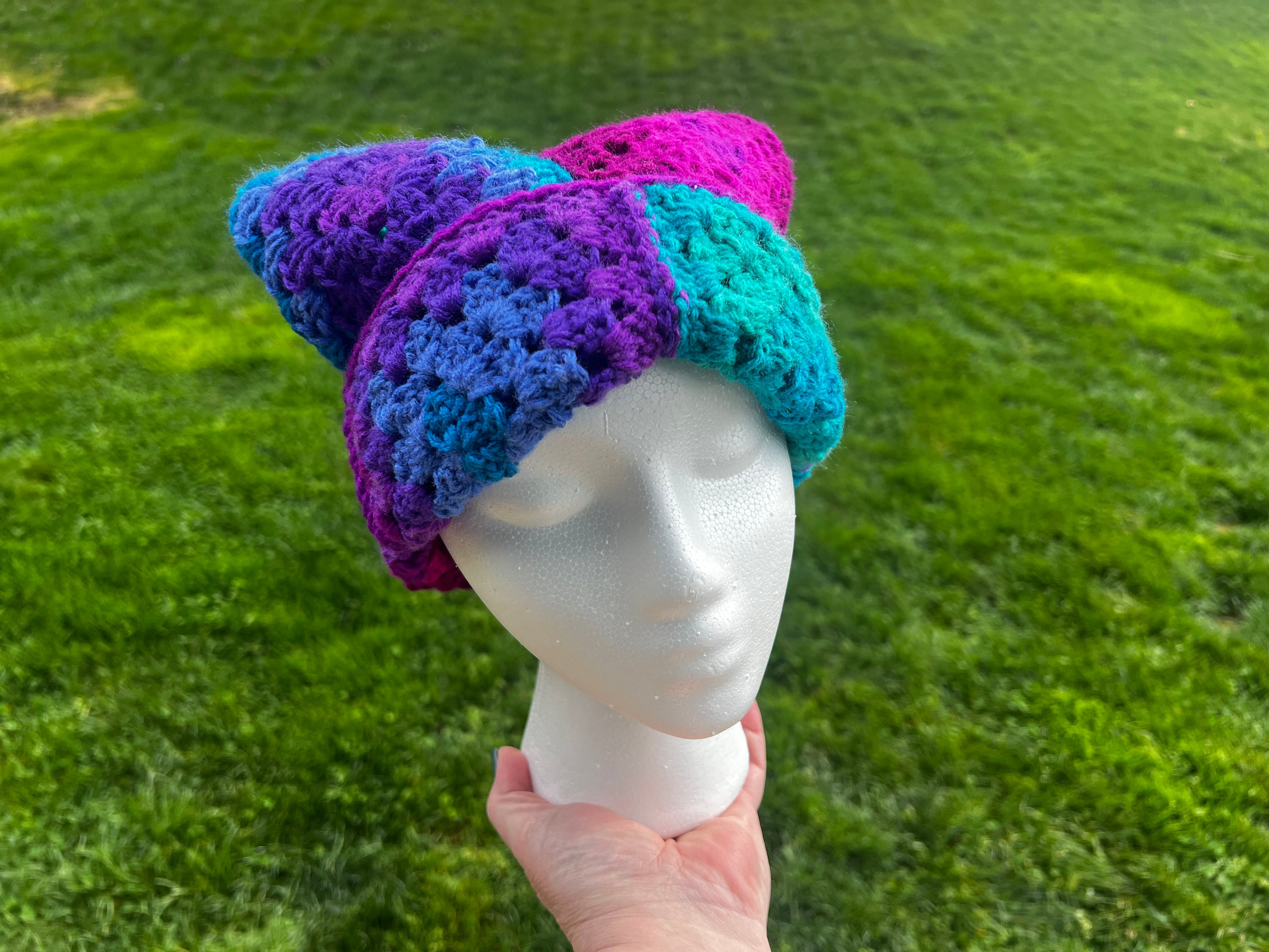 Ombré Polo Stripe Crochet Granny Square Cat Ear Beanie  display picture 1