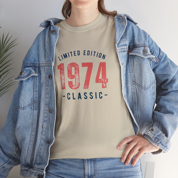 Unisex 1974 Classic T-Shirt Limited Edition / 100 % Baumwolle / Handbedruckt / Nachhaltig & Fairtrade / 1974 T-Shirt Vintage