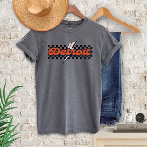 Regalo de camiseta de béisbol de Detroit para fanáticos, camisa de los tigres a cuadros, camiseta deportiva con gráficos retro, equipo de béisbol Motown, ropa del día del juego