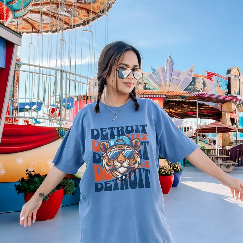 Detroit Baseball T-Shirt, Tigers Baseball Shirt, Retro Tigers Baseball Gift for Fan, Vintage Detroit Tshirt, Gameday Baseball Crewneck Shirt image 3