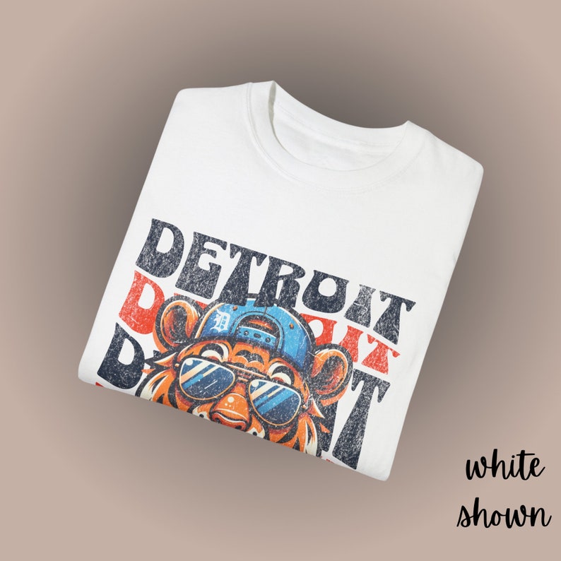 Detroit Baseball T-Shirt, Tigers Baseball Shirt, Retro Tigers Baseball Gift for Fan, Vintage Detroit Tshirt, Gameday Baseball Crewneck Shirt image 4