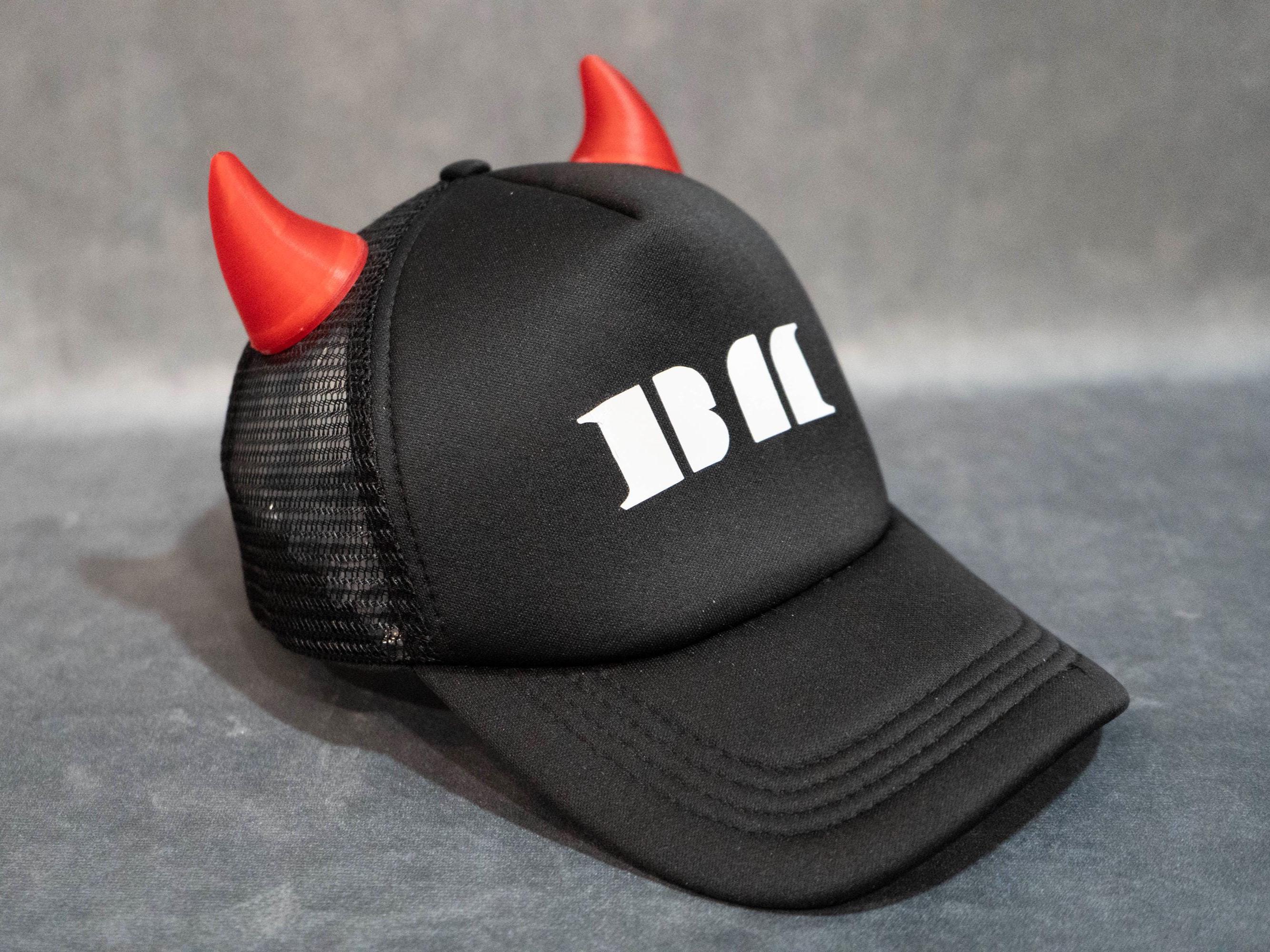 【ソウル限定】BABYMONSTER HORN BALLCAP レッド Guess WHAT! We got Babymonster horn ball caps! SHeeSH!! NOW-IN