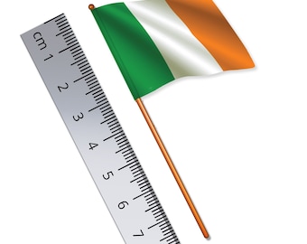 Irish Flag 1:32 Scale Toy Soldier Flag of Eire, the Republic of Ireland (Width 3.8cm / Pole Height 8cm)