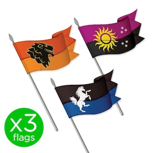 3 X TOY FLAGS Medieval Knight Banners (Quality Vinyl) 1:32 Scale Britains Deetail Style (Width 5cm / Pole Height 9.3cm inc. spearhead)