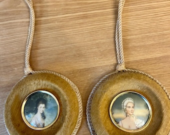 Vintage French Lady Portrait Plaques | Velvet Hollywood Regency Decor