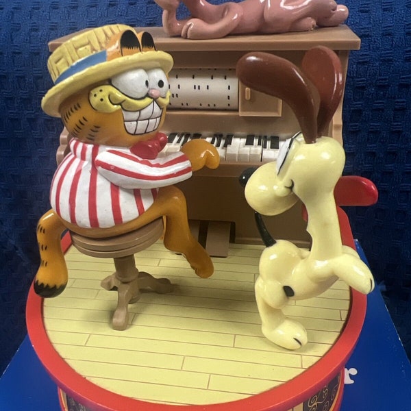 Vintage Garfield, Odie, Arlene Music Box plays The Entertainer 1978 WORKS GREAT