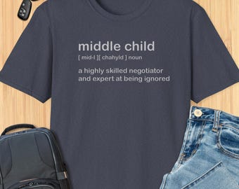Zabawna koszulka z definicją średniego dziecka: Utalentowany negocjator, ekspert w byciu ignorowanym, prezent dla rodzeństwa