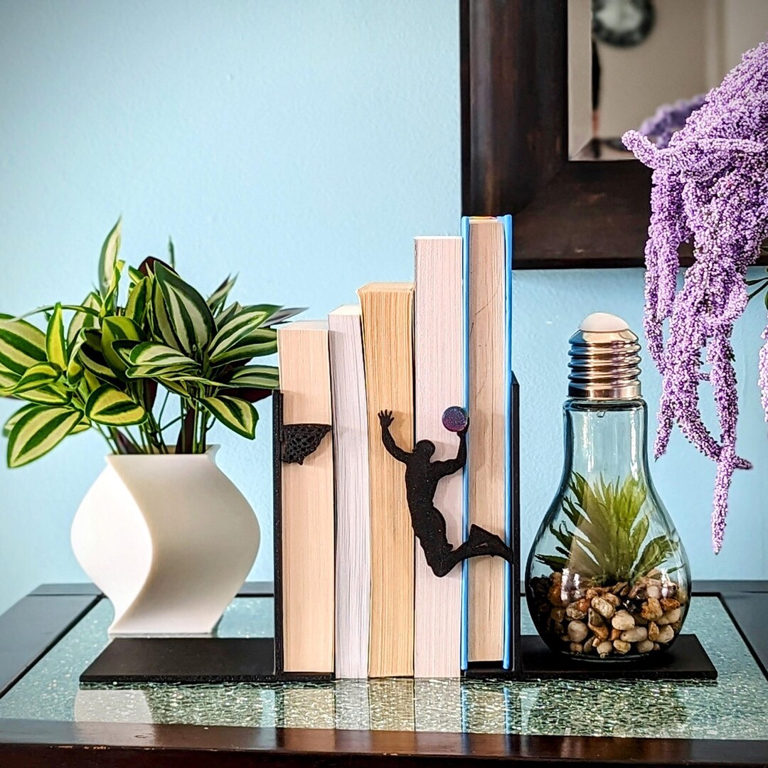 Basketball Slam Dunk Display - Ideal Gift for Sports Fans Book Shelf or ...