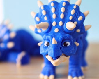 Articulating Triceratops Toy: Jurassic Park Inspired, Eco-Friendly PLA Plastic