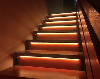 Efecto de luces LED para escaleras