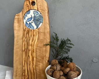 Wood serving board, W6, cutting board, ceramic tile, charcuterie board, cheese board, chopping board, souvenir, vintage, home decoration