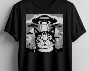 猫の自撮りUFO Tシャツ、面白いエイリアンの侵略Tシャツ