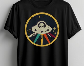 Retro Alien UFO T-Shirt: Extraterrestrial Graphic Tee