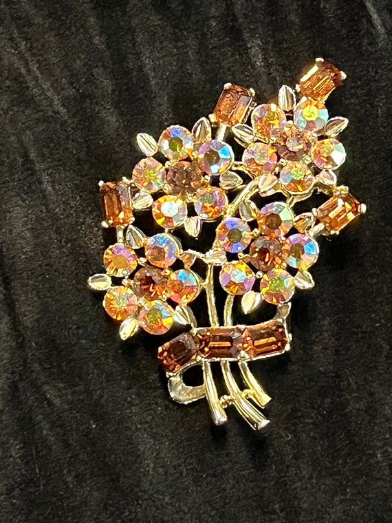 Vintage Signed Lisner Rhinestone Flower Bouquet B… - image 1