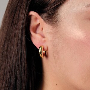 Simple and Elegant Chunky Gold Hoop Earrings • Bold Medium Gold Hoops for Everyday • Minimalist Gold Statement Hoops Earrings