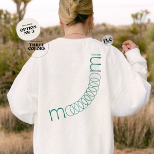Premium Mom Sweatshirt with Custom Year, Mom Days Gift, Mama Custom Sweatshirt, Personalized Gift for Moms, Unique Letter design Design #3 - Green