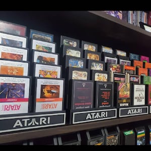 暗闇で光る Atari ゲーム カートリッジ ホルダー