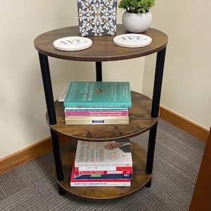 Small Round Side Table – 3-Tier Rustic Wood & Metal Accent Table for Living Room, Couch End Table, Bedside Table for Small Spaces