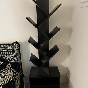 6-Tier Tree Bookshelf with Cabinet – Modern Slim Bookcase, Space-Saving Floor Shelf for Living Room or Home Office