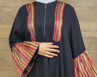 Abaya with Saya Accents | Flare Sleeve