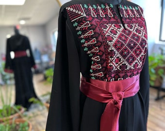 Modern One-of-a-Kind Palestinian Thobe with matching satin belt