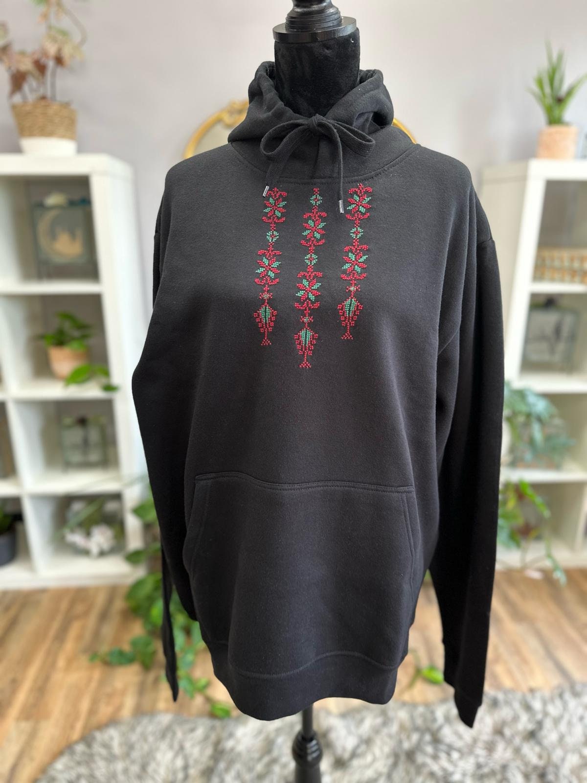 Palestinian Embroidered Zipper Hoodie – Handmade Tatreez