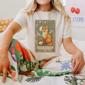Camiseta corta Foxtrot Delta Tango, camiseta anti-Trump Fox Tarot, camiseta corta extragrande Comfort Colors, camiseta de protesta FDT con estilo cottagecore