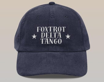 Manchester Foxtrot Delta Tango-hatt, subtil anti-Trump-broderad keps, politisk present till honom eller henne, Grandpacore Dad-hatt, unik protesthatt