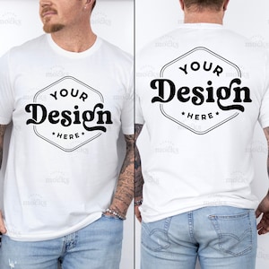 Könnte beinhalten: Weißes T-Shirt mit einem schwarzen sechseckigen Design, auf dem vorne und hinten "YOUR Design *HERE*" steht.