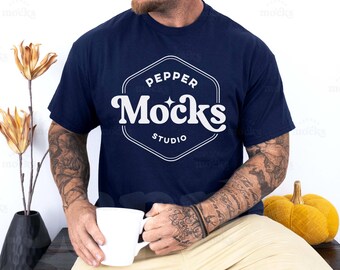 Mockup Gildan 5000 marineblauw T-shirt | Herfstfoto heren (digitale download)